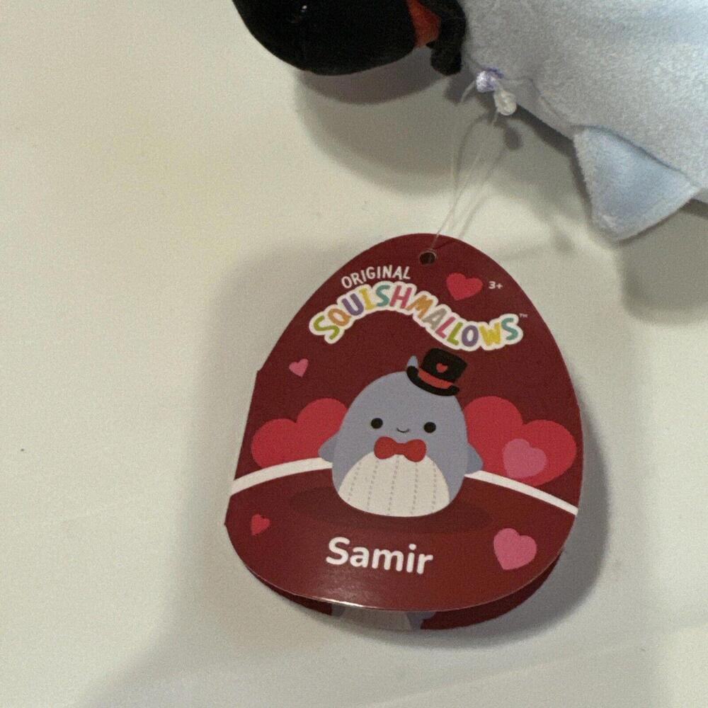 Squishmallows 5 inch "Samir" Blue Whale Top Hat Bow Tie Valentines 2023 - Picture 3 of 3
